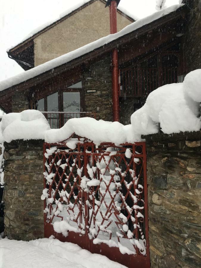 La Llupia Villa Isavarre Eksteriør billede